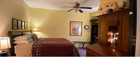 College Inn Bed and Breakfast