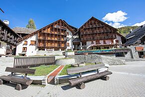 Grange Hike & Ski - 23C Sestriere