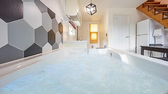 Gapyeong Topclouds Pet&spa Pension