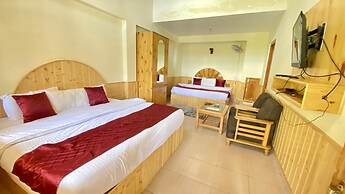 Hotel Purnima River View