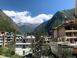 Hotel Purnima River View