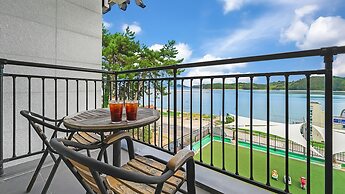 Namhae Spring, Summer, Fall, Winter Pet-