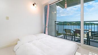 Namhae Spring, Summer, Fall, Winter Pet-