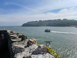 Cozy Coastal Apartment