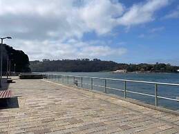 Cozy Coastal Apartment