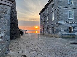 Cozy Coastal Apartment