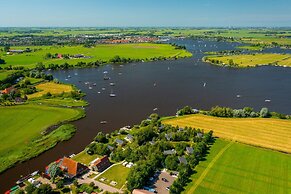Waterlodge Goudule in Nes