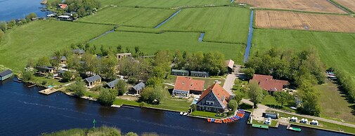 Waterlodge Tomke in Nes