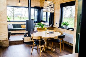 Waterlodge Sweltsje in Nes