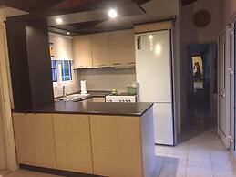 Glamorous apartment with sea view