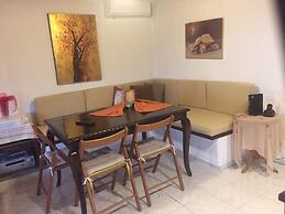 Glamorous apartment with sea view