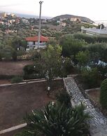 Glamorous apartment with sea view