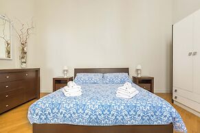 2846 Barocco Dream by Barbarhouse