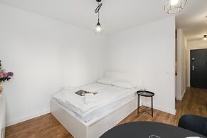 Studio Poznań Old Town Rybaki by Renters