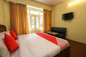 Hotel Surya Resort