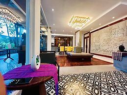 Victoria Central Residence