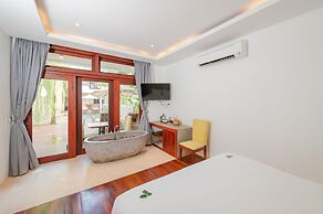 Victoria Central Residence