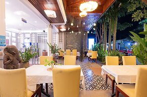 Victoria Central Residence