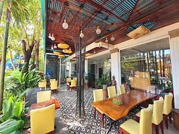 Victoria Central Residence