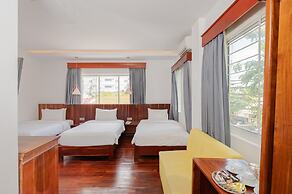 Victoria Central Residence