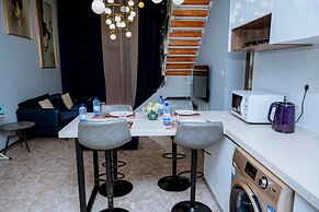 Elizabeth Golf Apartment