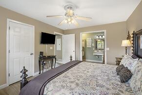 Veltings Golf View Getaway - Holiday Hills Branson - Golf Resort - Out