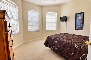 Henrik's Highlands Reserve Retreat 4 Bedroom Home by Redawning