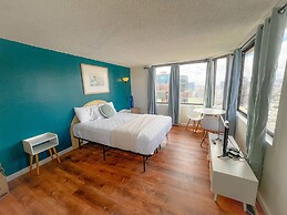 Marvelous Mountain View Studio Condo by RedAwning