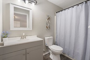 The Branson Condo at Fall Creek - Overlooking the Rolling Hills