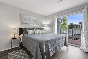 The Branson Condo at Fall Creek - Overlooking the Rolling Hills