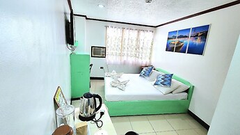 Demiren Hotel and Restaurant