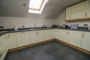 The Annexe, Melbourne House