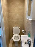 Charming 1-bed Studio in Coventry