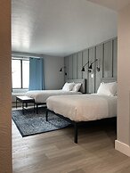 The Hermitage Inn and Taphouse