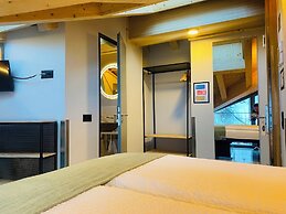 Peaky Riders Self Check-in Hotel