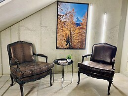 Peaky Riders Self Check-in Hotel