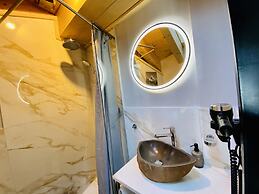 Peaky Riders Self Check-in Hotel