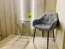 Peaky Riders Self Check-in Hotel