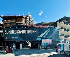 Peaky Riders Self Check-in Hotel