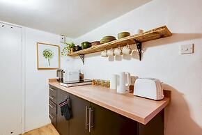 The Summertown Studio 1 Bedroom Kitchenette
