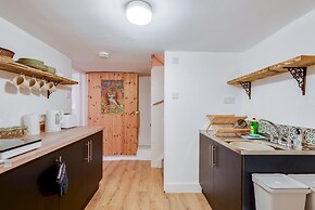 The Summertown Studio 1 Bedroom Kitchenette