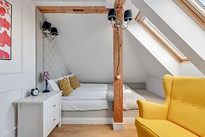 Lion Apartments - ChillSet