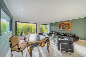 Dream 5BD Villa for Families Geneva 14KM