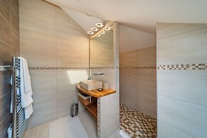 Dream 5BD Villa for Families Geneva 14KM