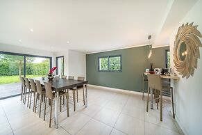 Dream 5BD Villa for Families Geneva 14KM