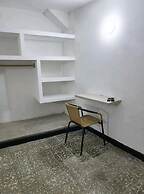 M2-J HABITACION  EN CENTRO HISTORICO