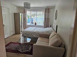 Lovely Studio in Town Centre