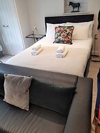 Catharine House by condokeeper