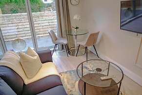 Catharine House by condokeeper