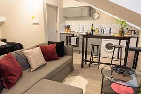 Catharine House by condokeeper